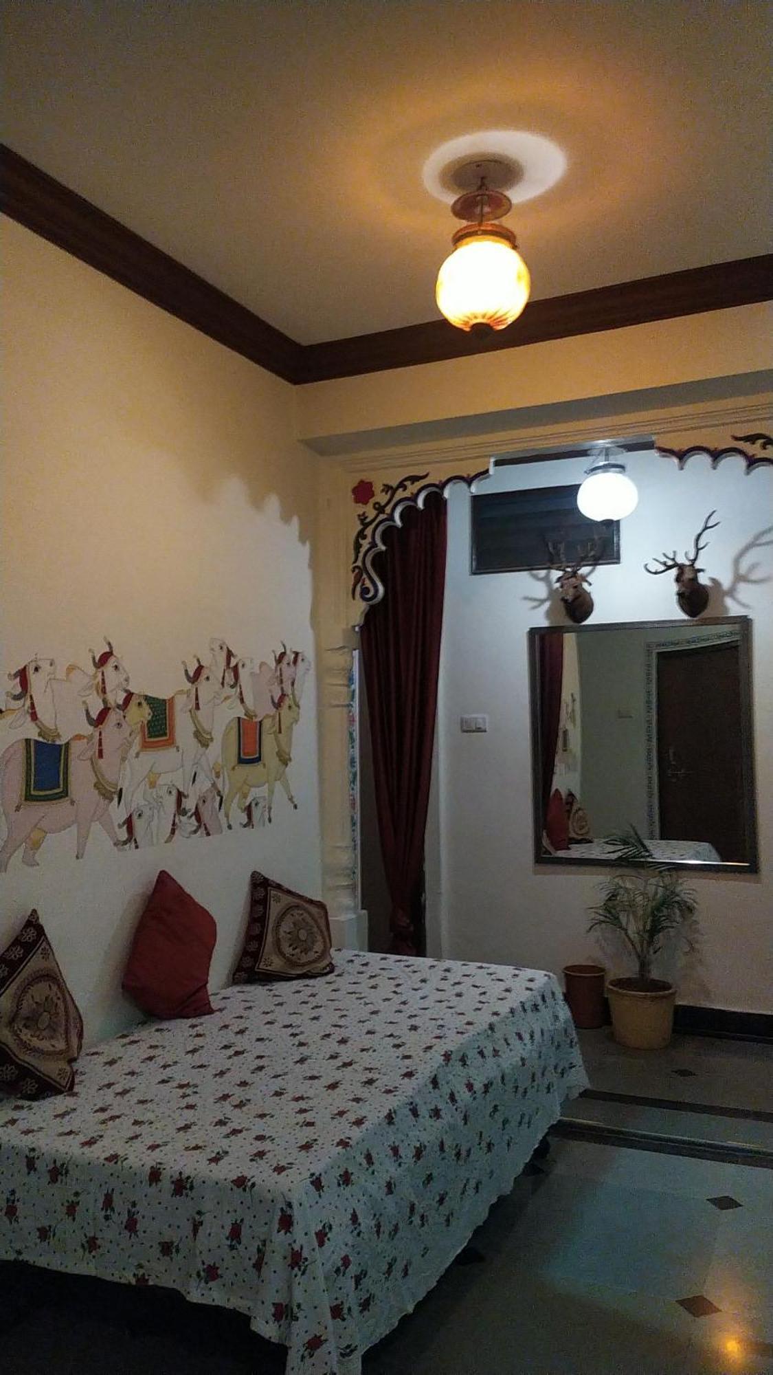 Black Pepper Home Stay Udaipur Exterior foto